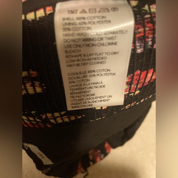 Kim Chi Blue crop top. - Picture 6 of 7